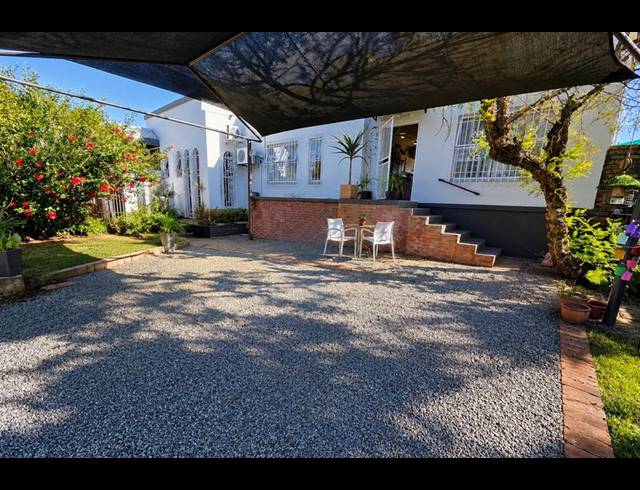 2 BEDROOM PROPERTY TO RENT IN CONSTANTIA PARK